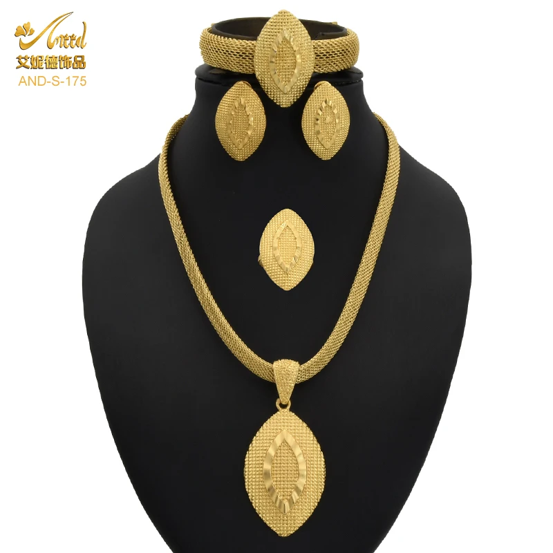 

Nigerian Bridal Gold Color 24K African Jewelry Sets Water Drops Pendant Necklace Earrings Ring Bracelet Set Wedding Party Gifts