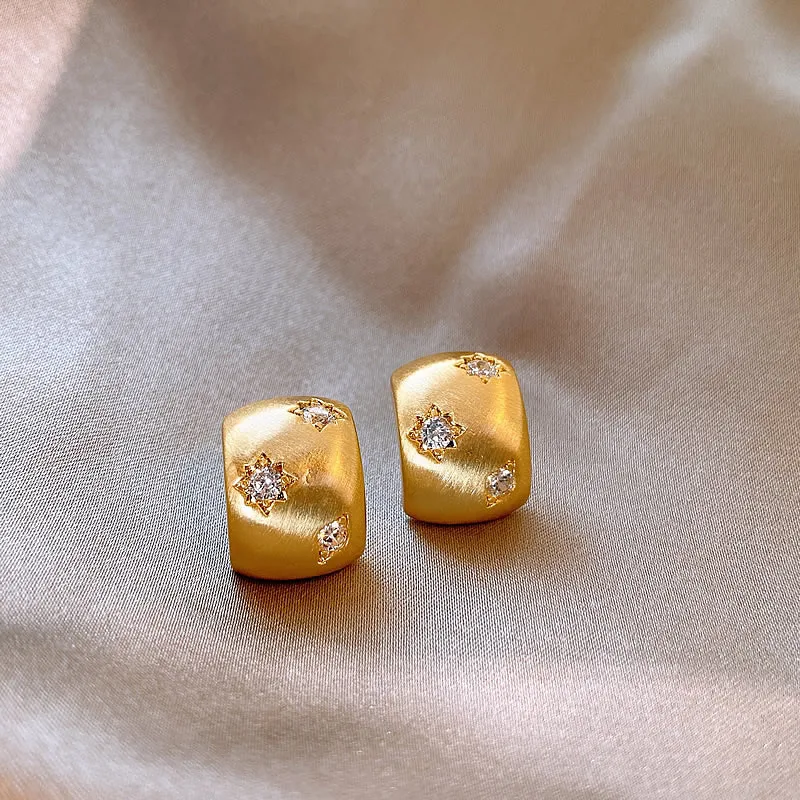 2024 корейский новый дизайн модные украшения позолоченные 14 карат матовый металл