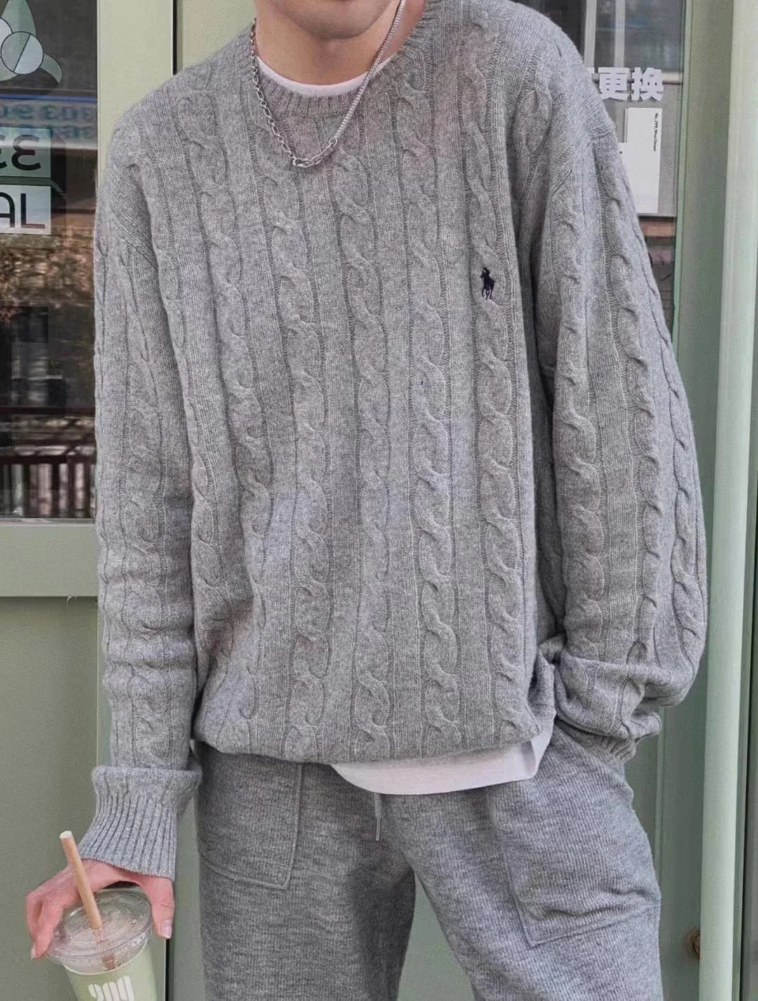 

Embroidered round neck twist sweater pattern Korean style knitted ins fashion sweater autumn and winter pullover retro trend top