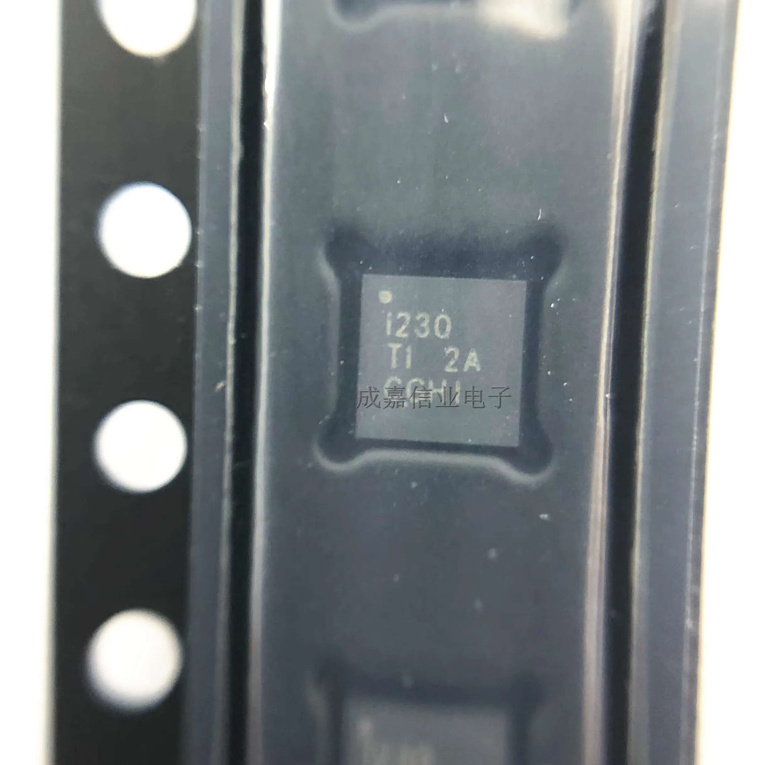 INA230AIRGTR VQFN-16 Усилители тока