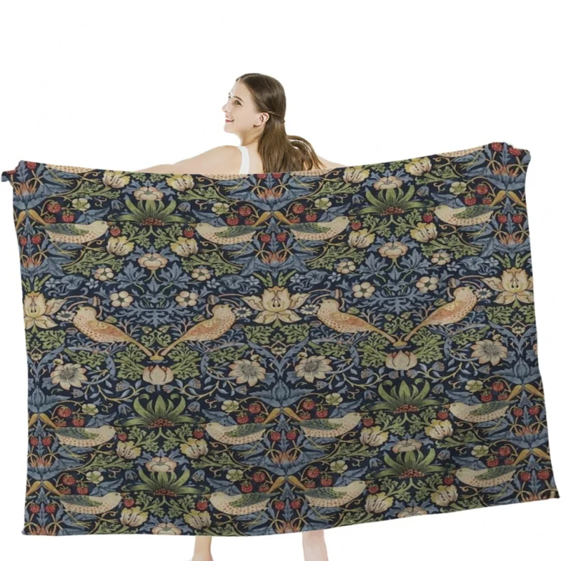 

Мягкое бархатное одеяло с рисунком клубники Вильяма Морриса, легкое одеяло для кровати, Флисовое одеяло для домашнего декора