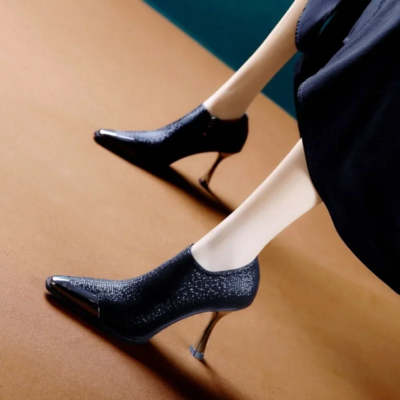 Женские ботильоны на высоком каблуке с блестящим острым носком зимняя пикантная