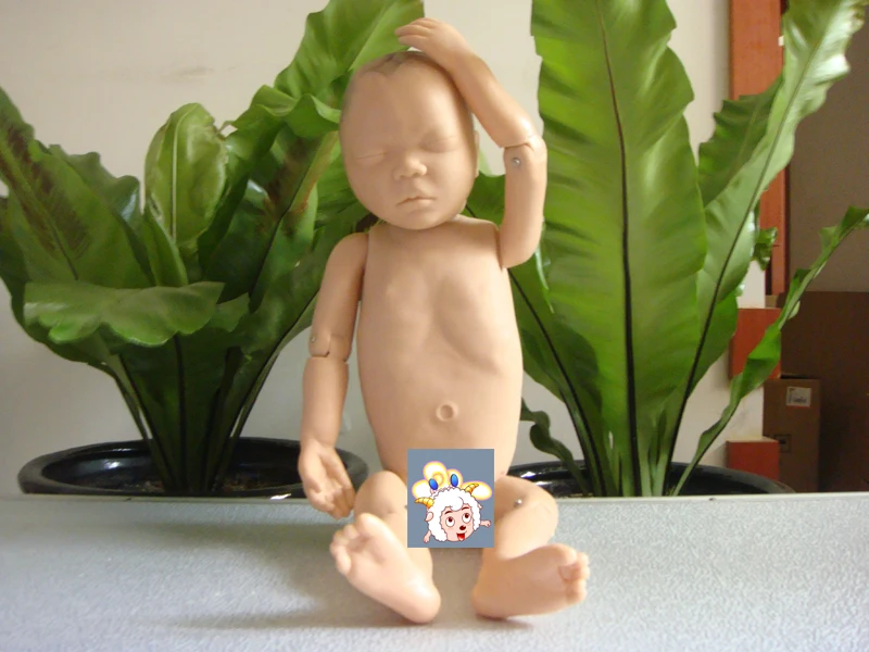 

Newborn Model
