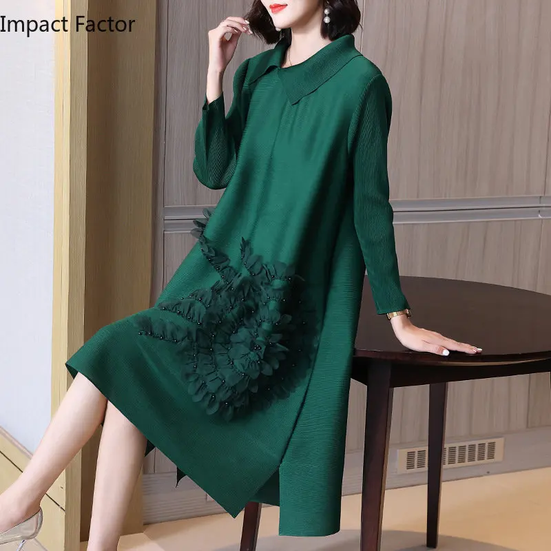 

Pleated Autumn Dress New 2022 Temperament Foreign Women's High-end Heavy Industry Beaded Embroidery Loose Casual Party Dress