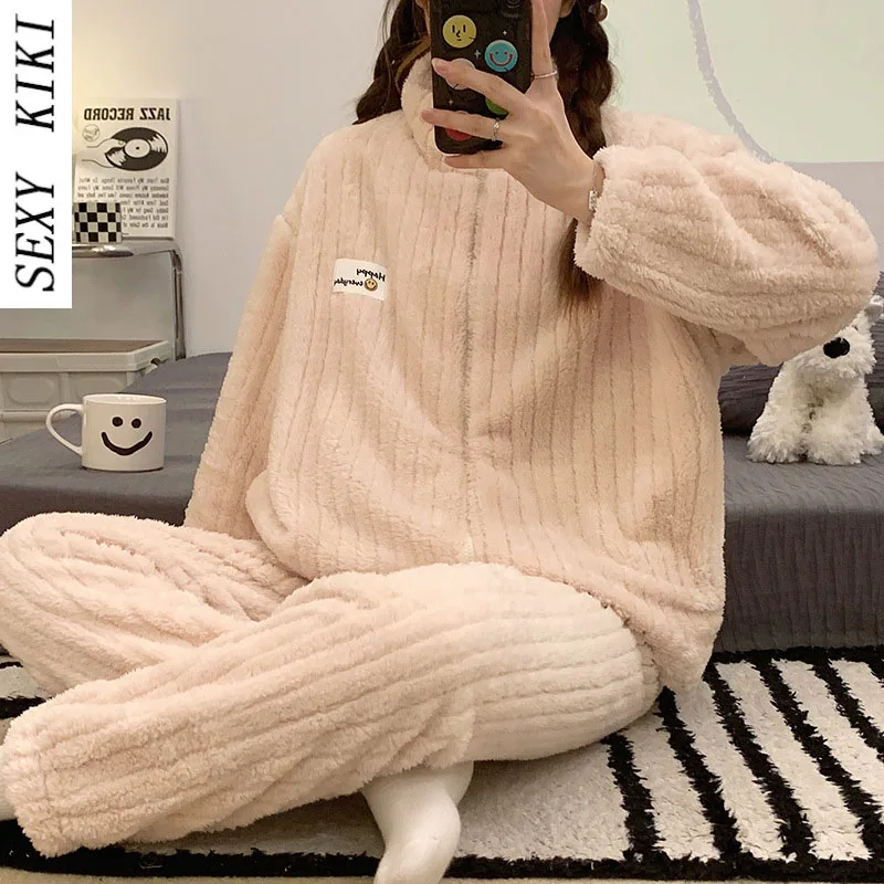 2022 new autumn and winter women's velvet thickened flannel plus velvet pajamas 2-piece set warm home service Christmas pajamas