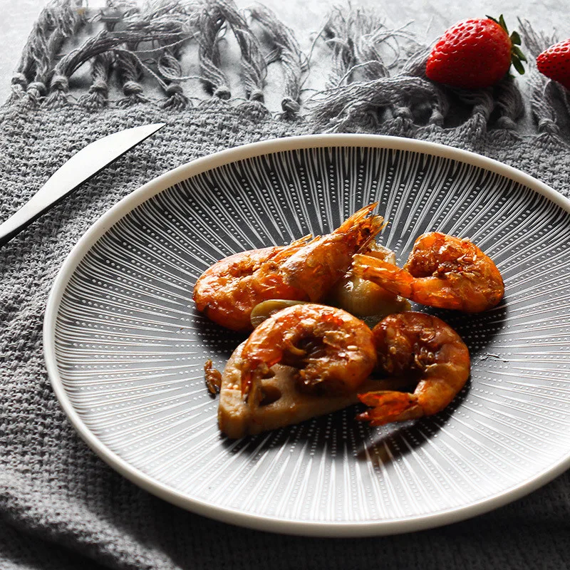 Керамическая посуда в полоску матовая черно-белая креативная для дома ресторана