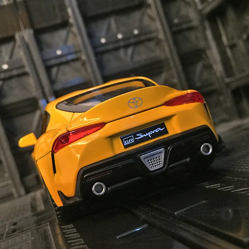 

Модель автомобиля Toyota GR SUPRA из сплава под давлением, модель высокой модели, металлическая игрушка со звуком, Детская Коллекция