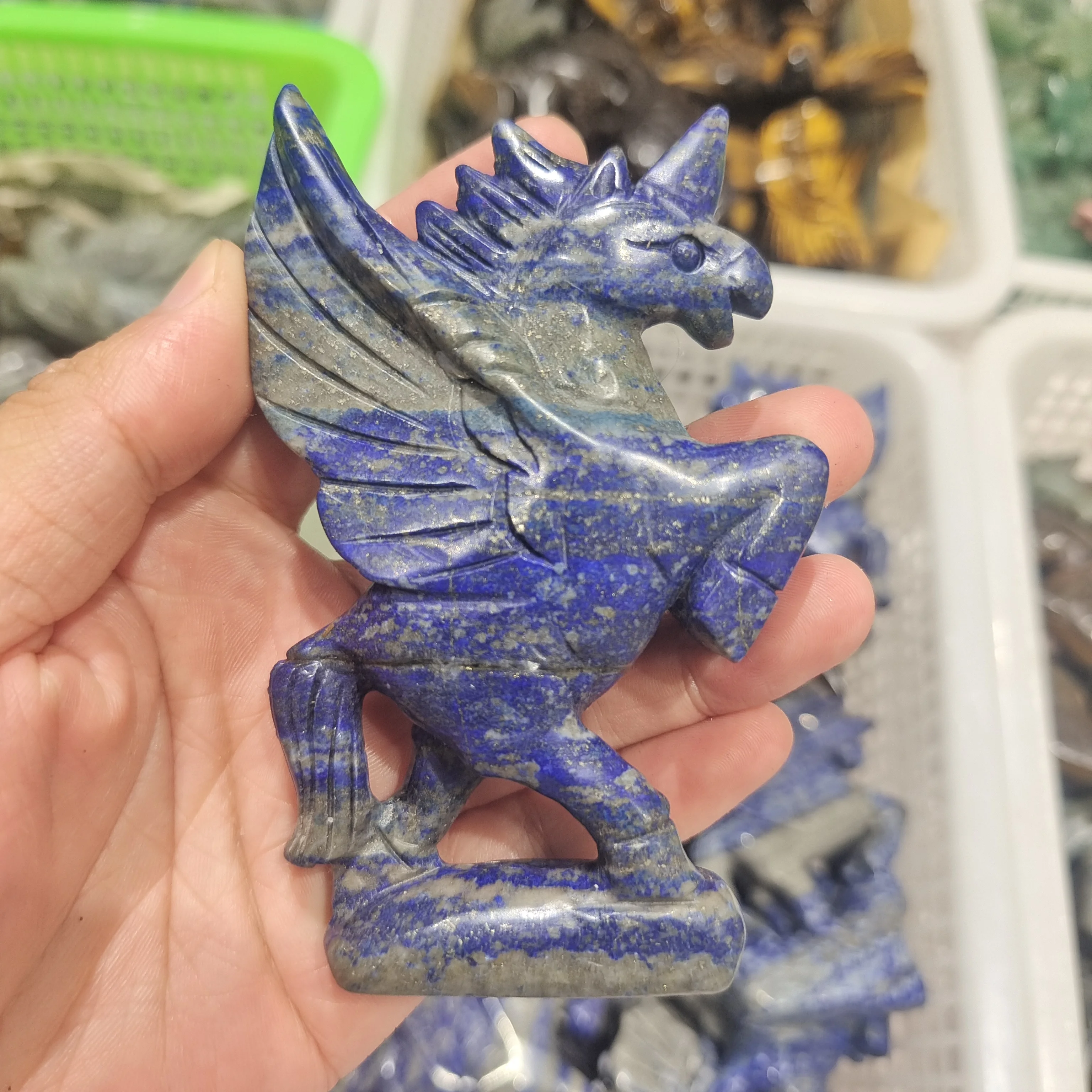 

110 мм натуральный Лазурит резной единорог с крыльями статуи Драгоценный Камень Хрустальная Фигурка орнамент ручная работа