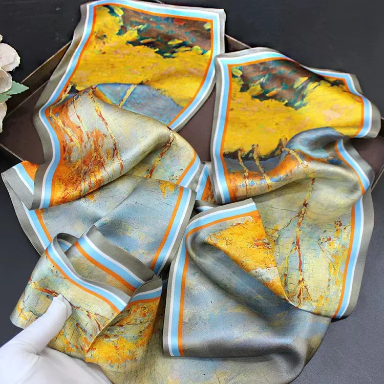 100% шелк. Новый стиль хорошего с квадратным шарфом и длиной 145 см. Праздничные