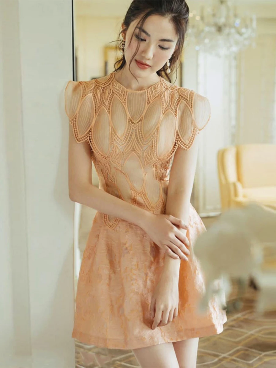 

Women 2022 Summer Fashion Three-Dimensional Flower Lace Hollow Embroidered Dress Temperament Fairy See-through Princess Dress
