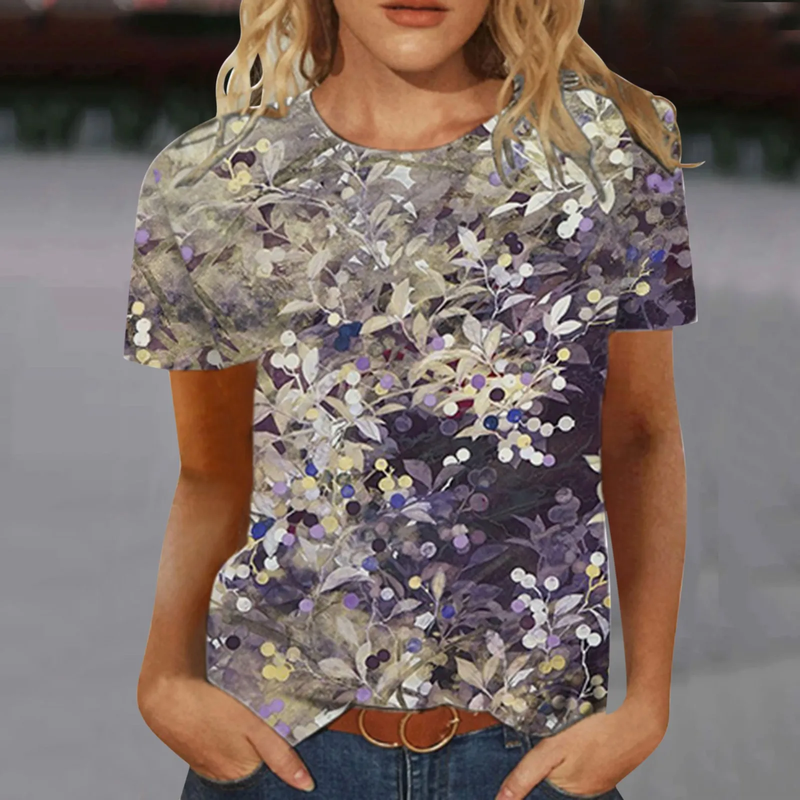 

Женская футболка с коротким рукавом и круглым вырезом