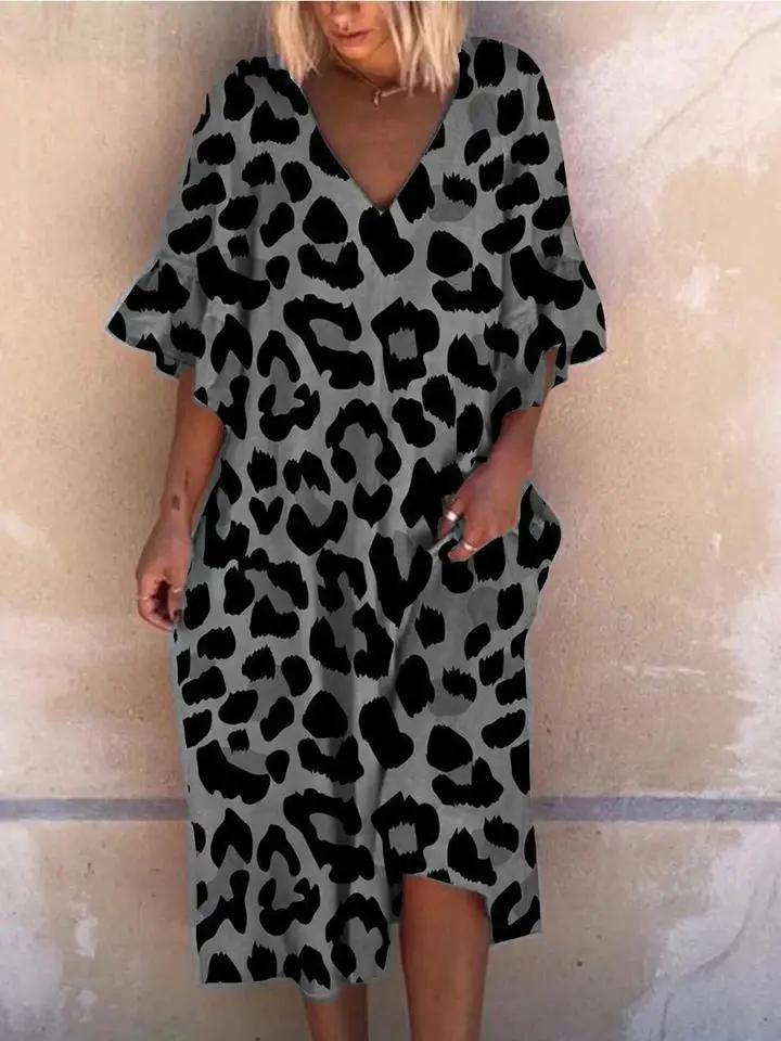 

2022 Plus Size Harajuku Print Casual Streetwear Loose Robe Retro Leopard Female Even Dresses V Neck Summer Fashion Maxi Dress