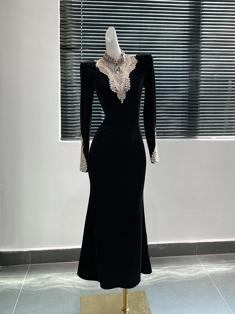 Женское винтажное бархатное платье зимнее черное во французском дворцовом стиле