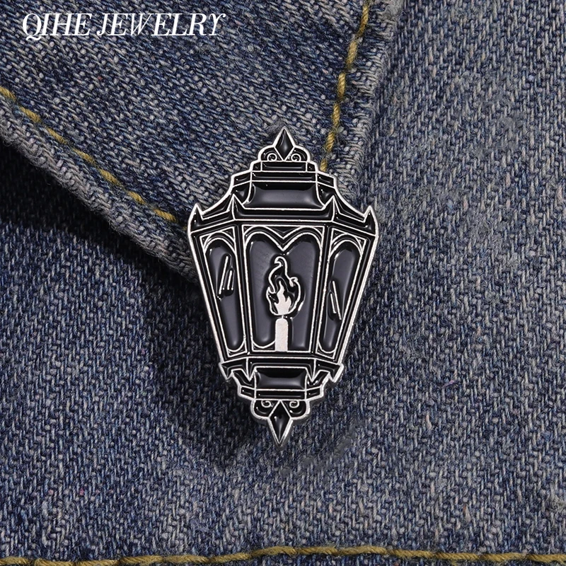 

Punk Black Fire Lantern Enamel Pin Gothic Lamp Metal Brooch Lapel Badge Backapck Clothes Accessories Pin Halloween Jewelry Gift