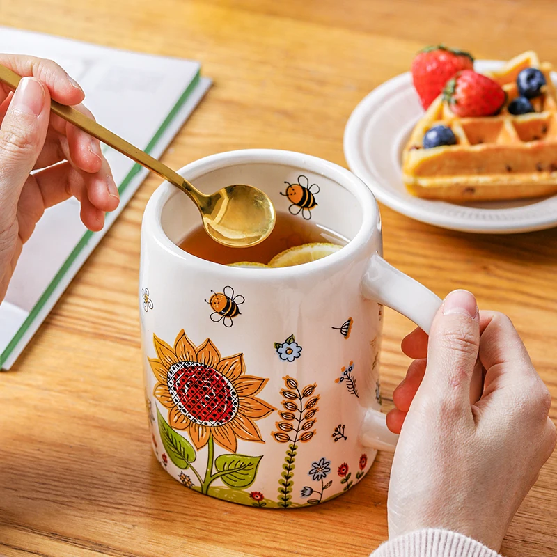 

Ceramic Coffee Milk Mugs Sunflower Bees Printed Nordic Style Cup Large Capacity 400ML 600ML Microwave Oven Suitable Home Office