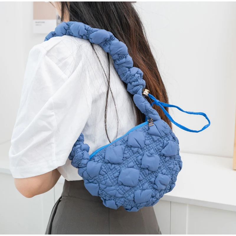 

Crossbody Bag Messenger Bag Handbag Women Bag Cloud Fold Bag 2023 New Fashion Solid Color Simple Korean Style Zipper Portable