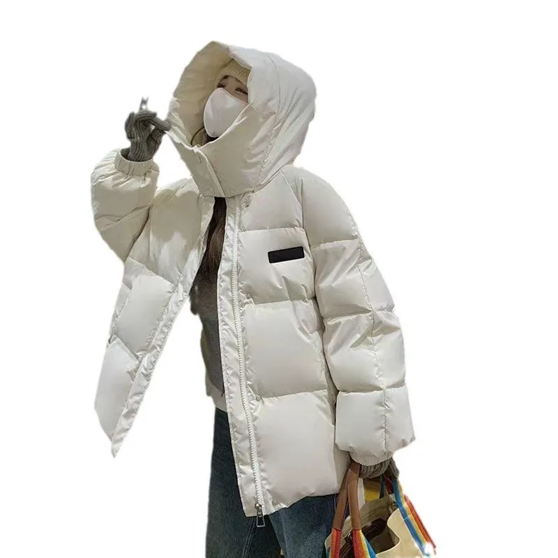 Новая женская хлопковая куртка на толстом пуху новинка 2024 зимняя утепленная и