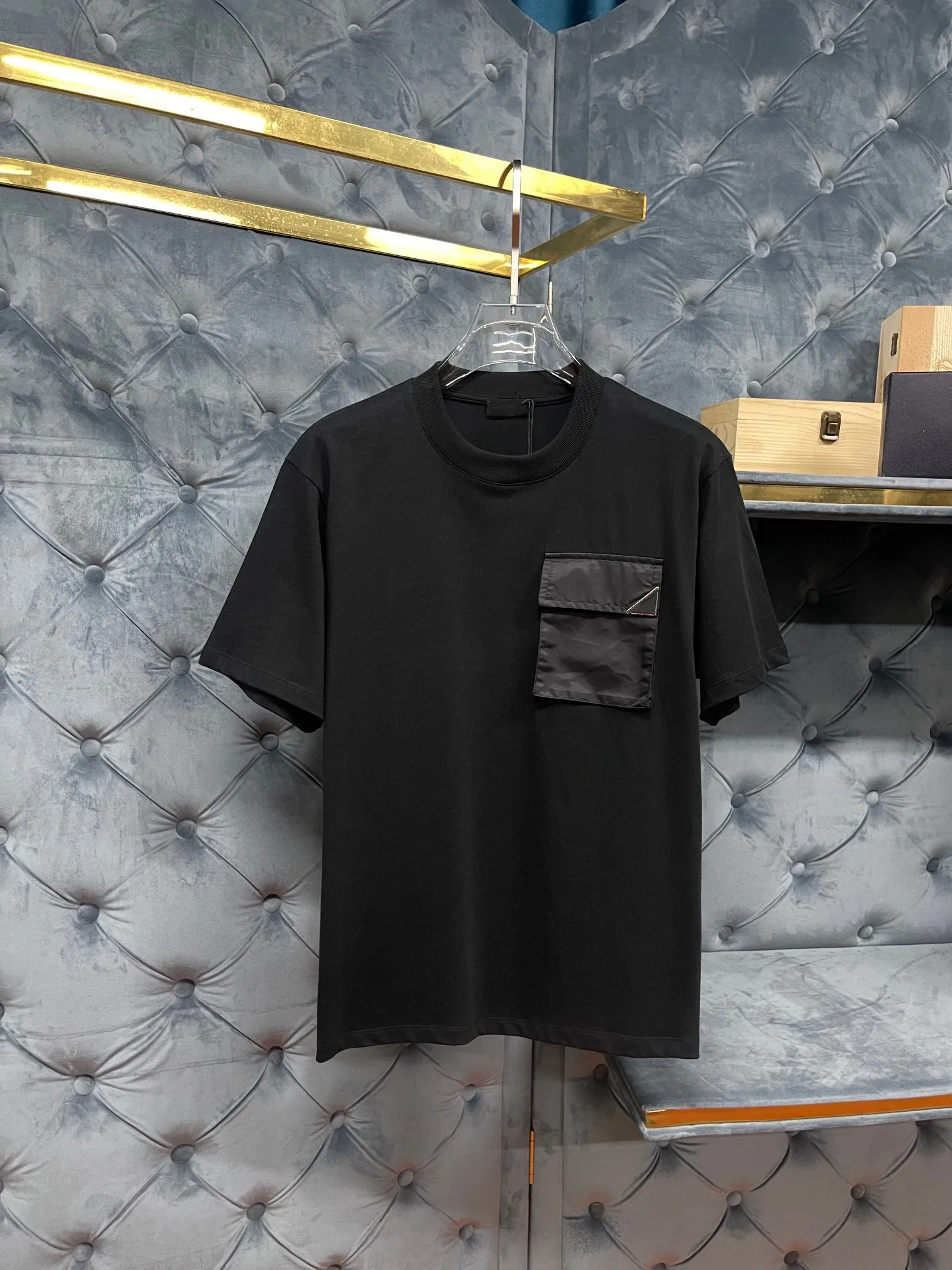 

2023 Spring/Summer Latest Round Neck Short Sleeve T-shirt Men's Fashion Pocket Loose Breathable White Black High Quality Top