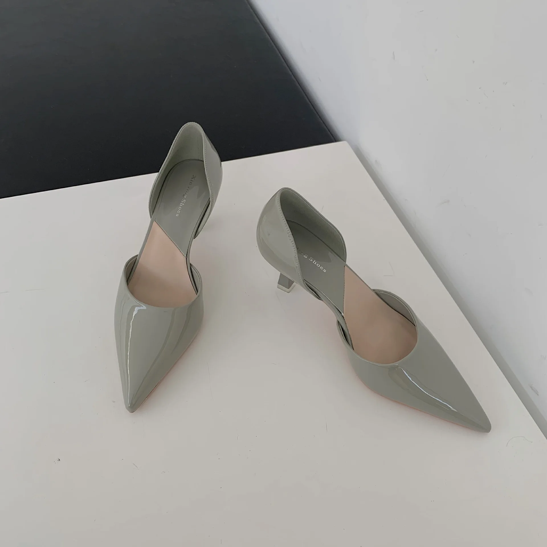 

Сандалии женские на высоком каблуке, универсальные кожаные туфли без застежек, с острым носком, на высоком каблуке-шпильке, с резинкой, Sp, ле...