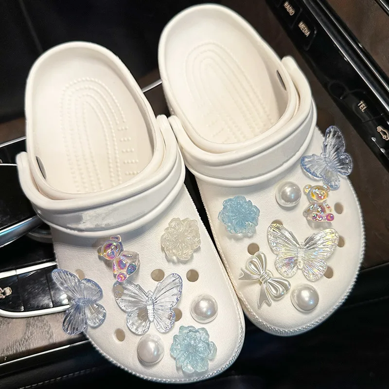 

2023 Whole Set Hot Sale DIY Shoes Charms for Croc Cute Cartoon Handmade Croc Charms Designer Garden Shoe Decoration Girl Gift