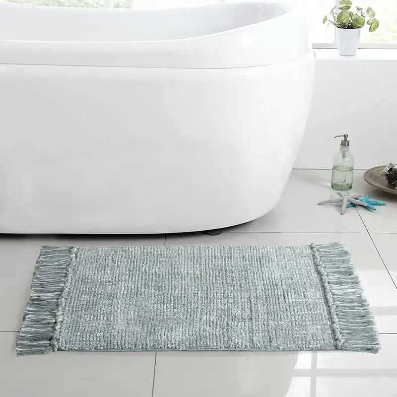 

Fringe 20" x 30" Reversible Bath Rug, Silver