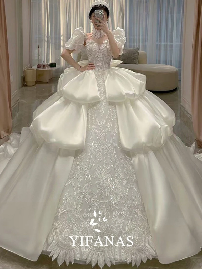 

Princess Wedding Dresses Puff Sleeve High Neck Beading Meringue Appliques Satin Bow Lace Gorgeous Tiered Ball Bridal Gowns 2023