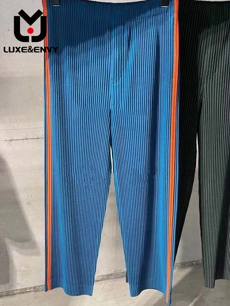 

LUXE&ENVY Sanzhai Pleated Men's Relaxed Halen Pants Vertical Stripe Crease Limited Edition Fashion Spring Summer 2023 New