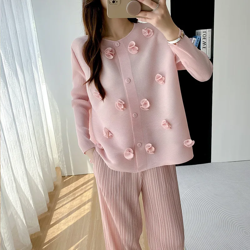 

Miyake Graceful and Fashionable Solid Color Loose-Fitting Large Size Casual Top Women 2023 Summer New Cardigan Pleated Applique