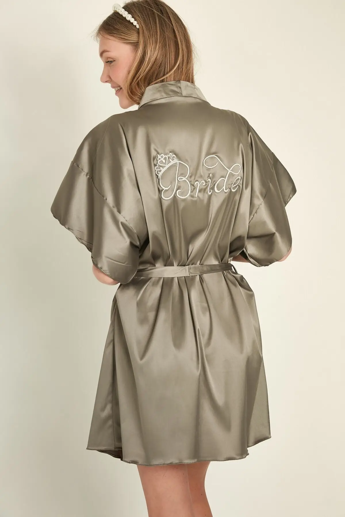 

Dressing Gown Bride embroidery Satin Smoked 050 Fashion Robe Robe Robe Sexy Peignoir Kimono Bride Sleepwear Night Gown