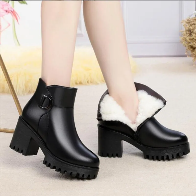AIYUQI Ankle Boots Women 2023 New Platform Winter Genuine Leather Snow Boots Heel Luxury Wool Boots Female