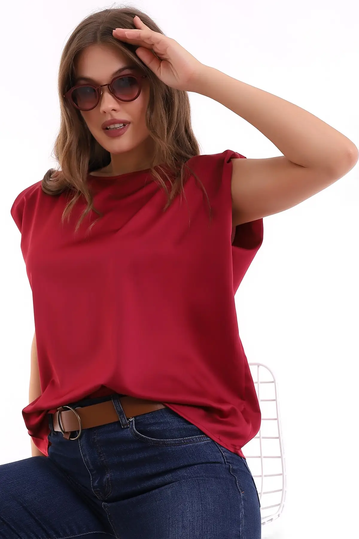 Рисунок 5 - Женская стильная блузка без рукавов