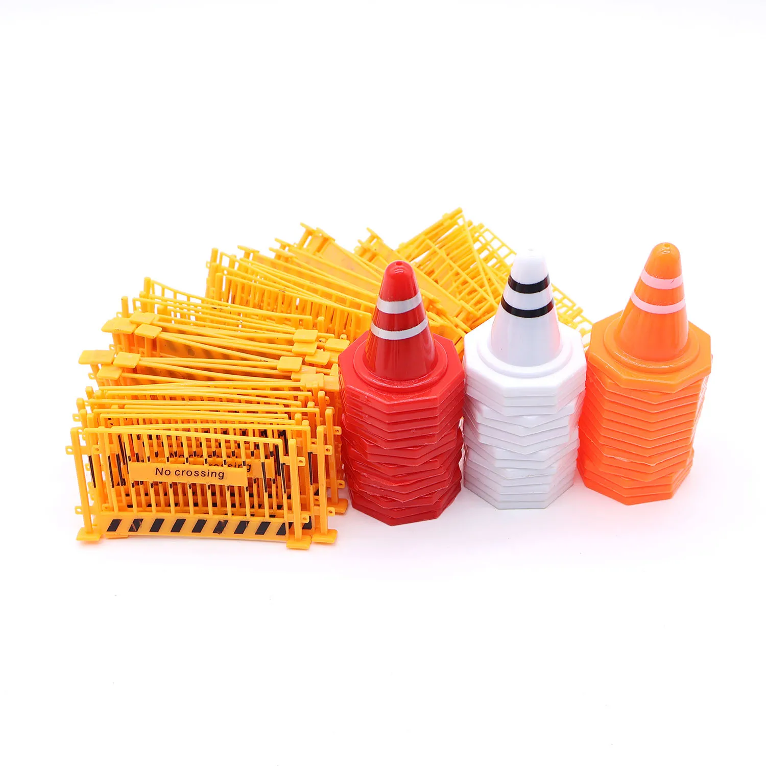 50 шт. дорожных барьеров и 42 конусов для 1/24 радиоуправляемых автомобилей