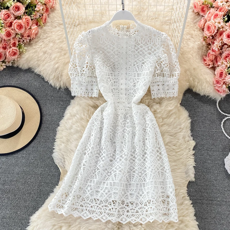 

Summer Women O-Neck Short Sleeves Hollow Hook Flower Lace Dress High Waist Vintage Ladies Slim Mid-length A-line Dresses Vestido