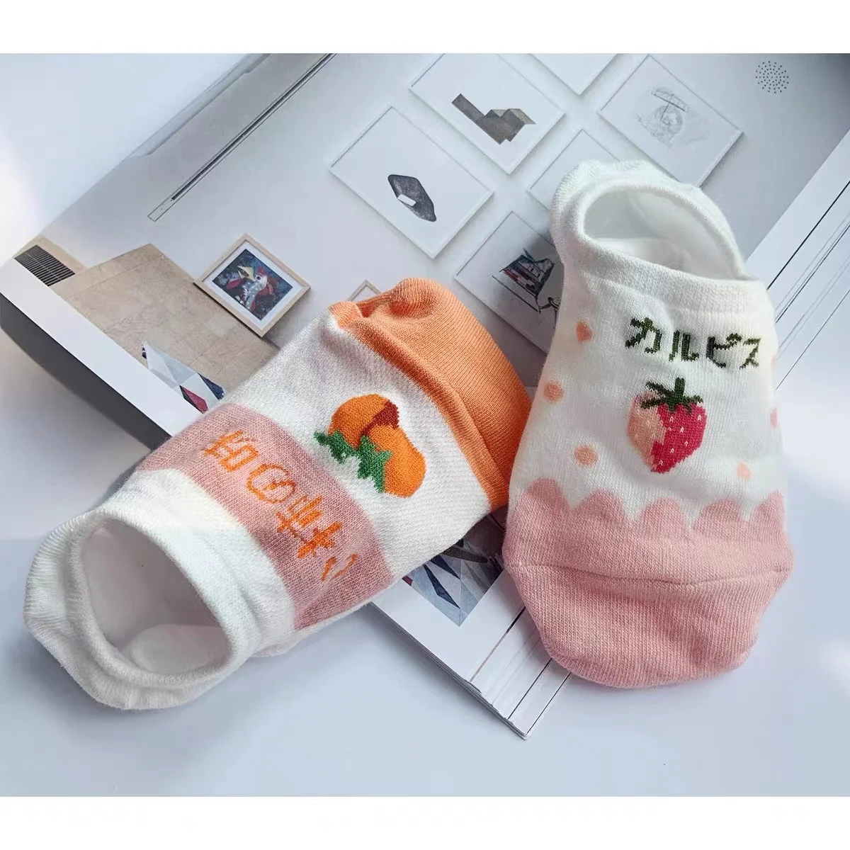 Носки Женские носки-лодочки Летние тонкие носки Модные мягкие силиконовые