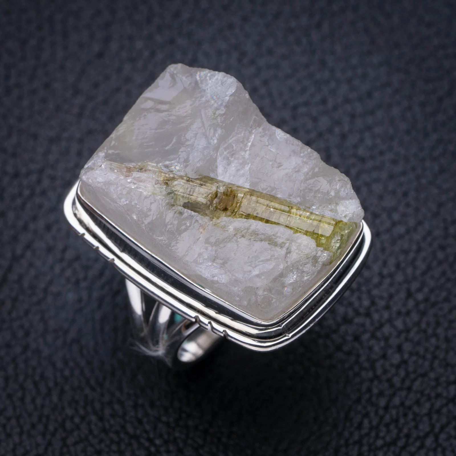 

StarGems Natural Quartz Handmade 925 Sterling Silver Ring 5.25 E8871