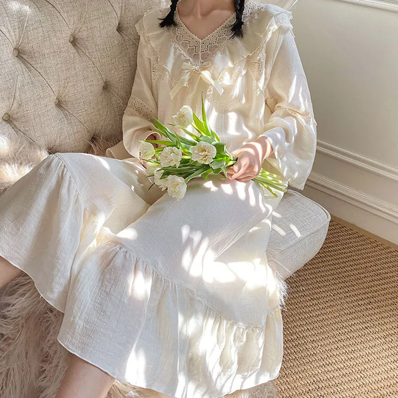 

Loose Cotton Nightgown For Women Lace V-neck Vintage Long Nightie Korea Style Mid-Calf Flare Sleeve Night Dress Sleepwear New