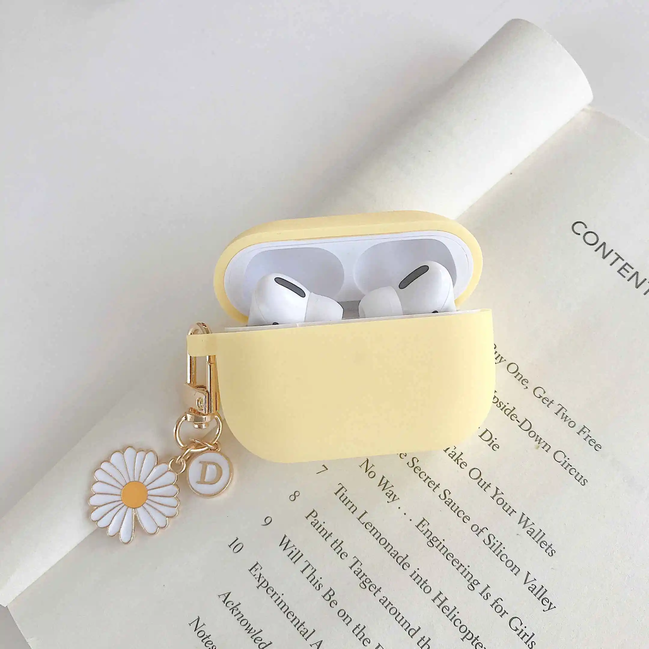 

fundas For AirPods Pro Case Korean flower Cute Peach Pendant keyring headphone case For Air pods 3 Pro silicone Earphone Cover