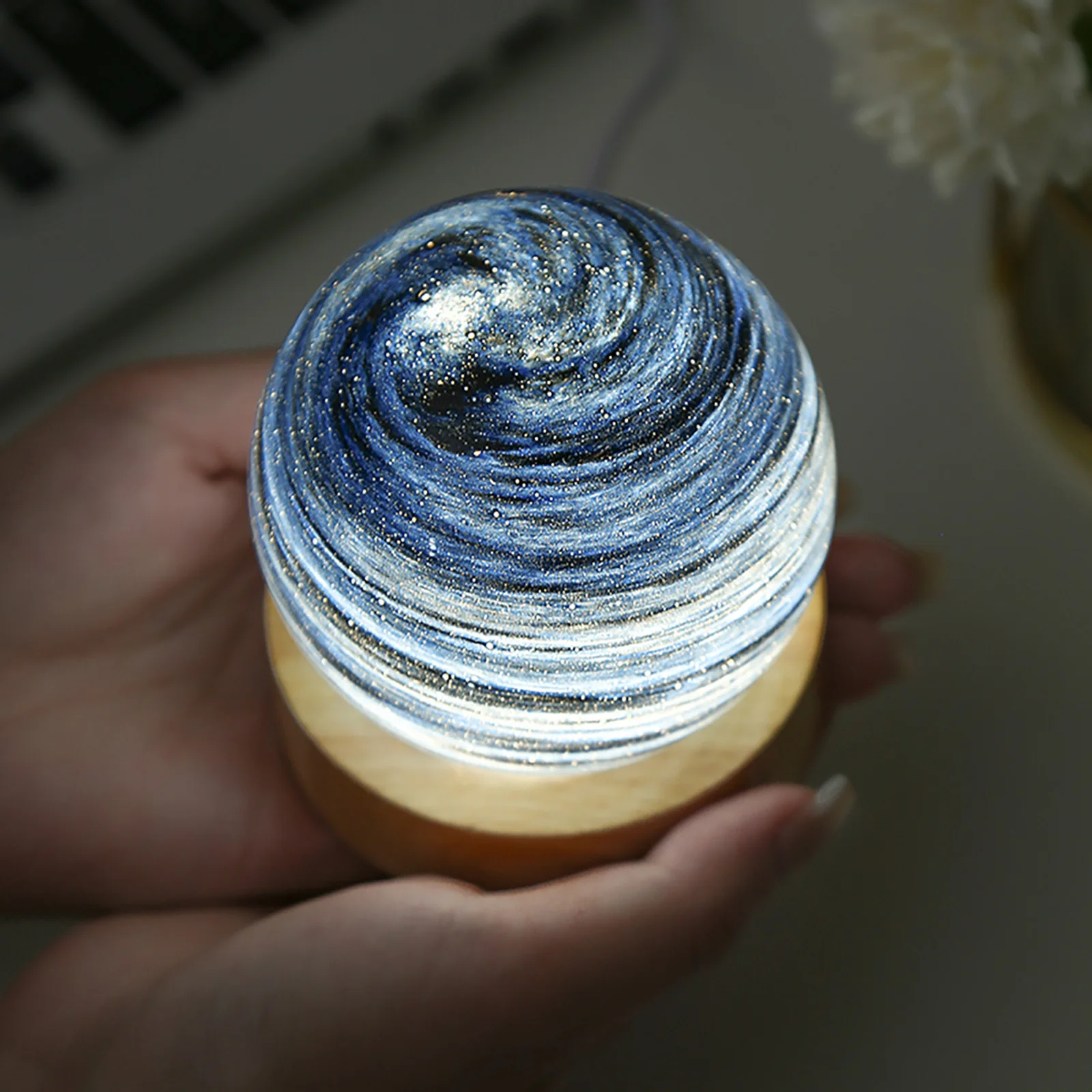 

USB Romantic Bedside Lamp Astronomical Ornaments Fantasy Rainbow Planet Light Art Crafts Wooden Case Gifts for Kids Adults