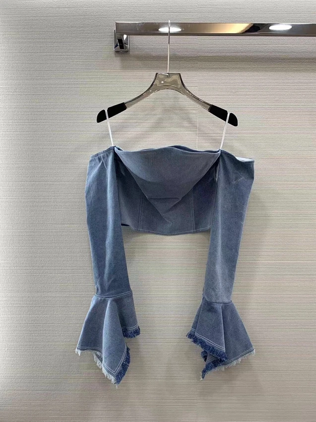 

2023 new women fashion horn long sleeve sexy casual solid color off-the-shoulder halter denim short versatile top 0425