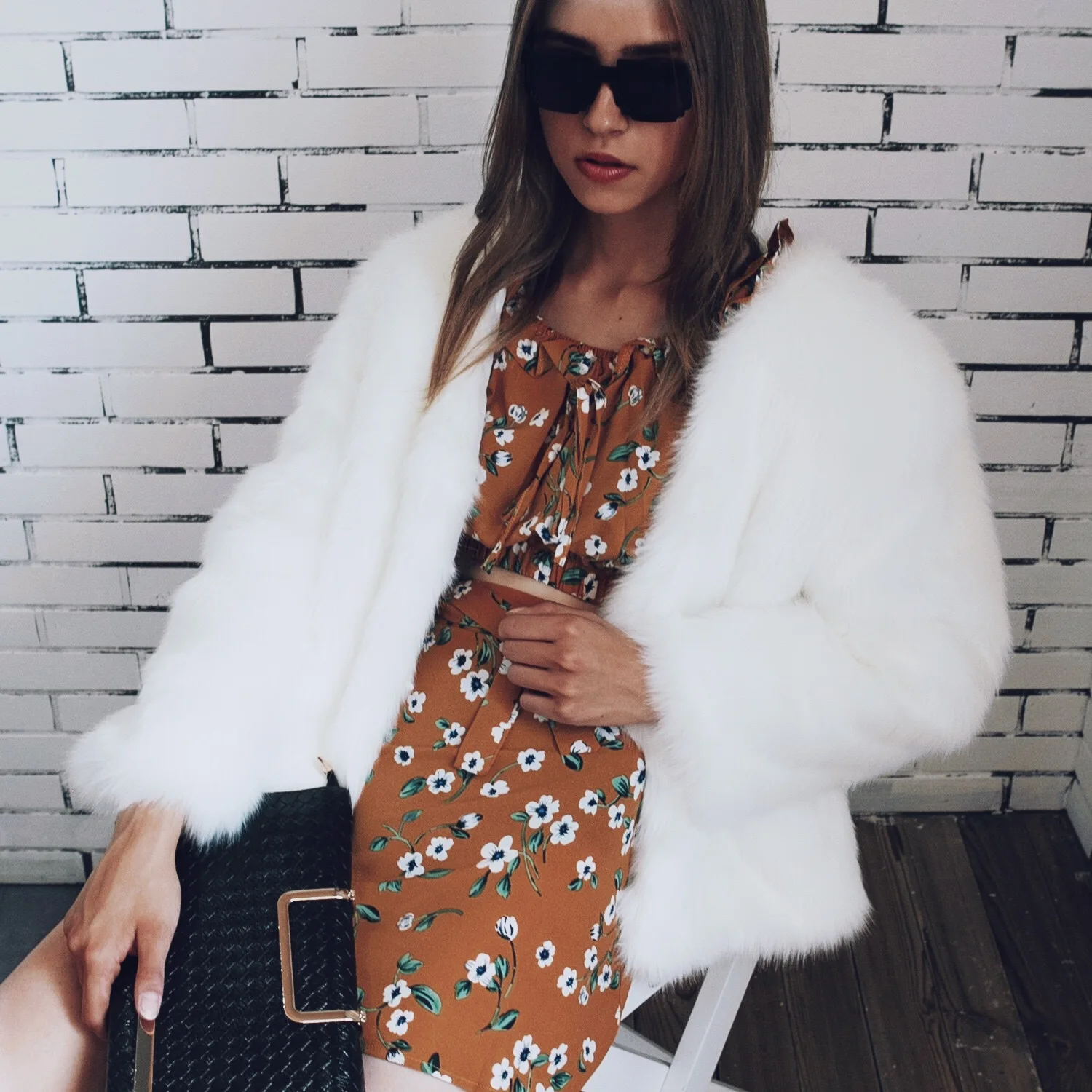 Women's Fur Jacket Fashion Imitation Fox Fur Fur Coat Overcoat Furry Coat Short Women Faux Fur Coat