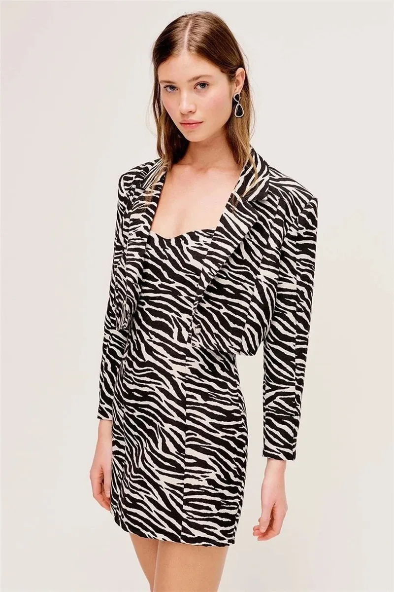 Women Fashion Zebra Stripes Short Blazer Suit Sweet Collect Waist Single Breasted Indie Short Blazer Animal Printed Chic Coats