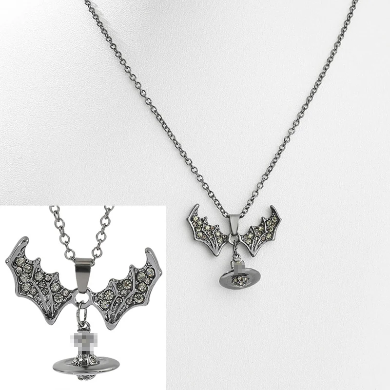 

Fashion Hot Selling Saturn Necklace Creative Bat Personality Hip Hop Retro Jewelry Necklace Punk Diamond Pendant Gift Wholesale