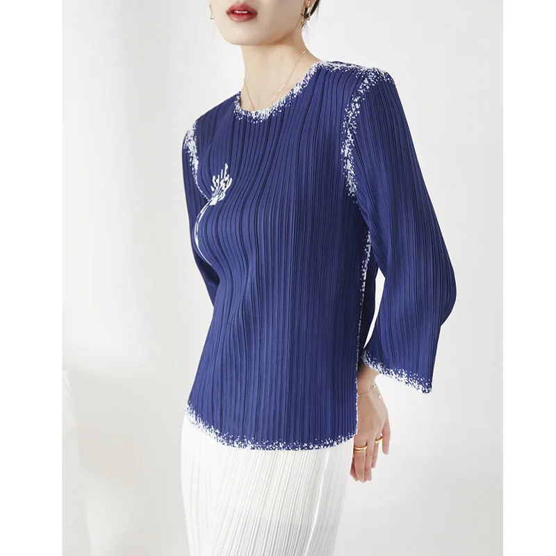 

Spring and summer new clothes women's Miyake pleated round neck three-quarter sleeves loose retro printed T-shirt top