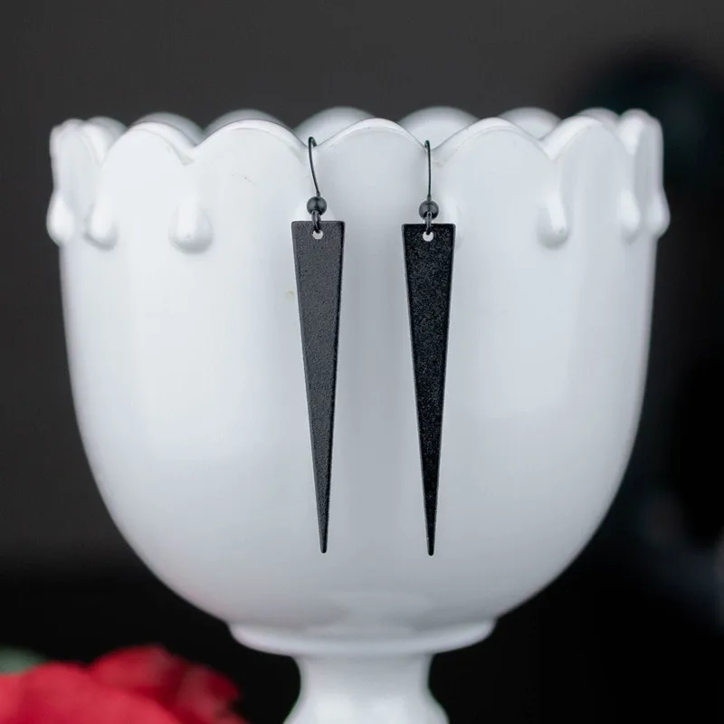 

Black Spike Earrings, Vampire Stake Earrings, Triangular Earrings, Gothic Jewelry, Alternative Jewelry, Witchcraft Gifts