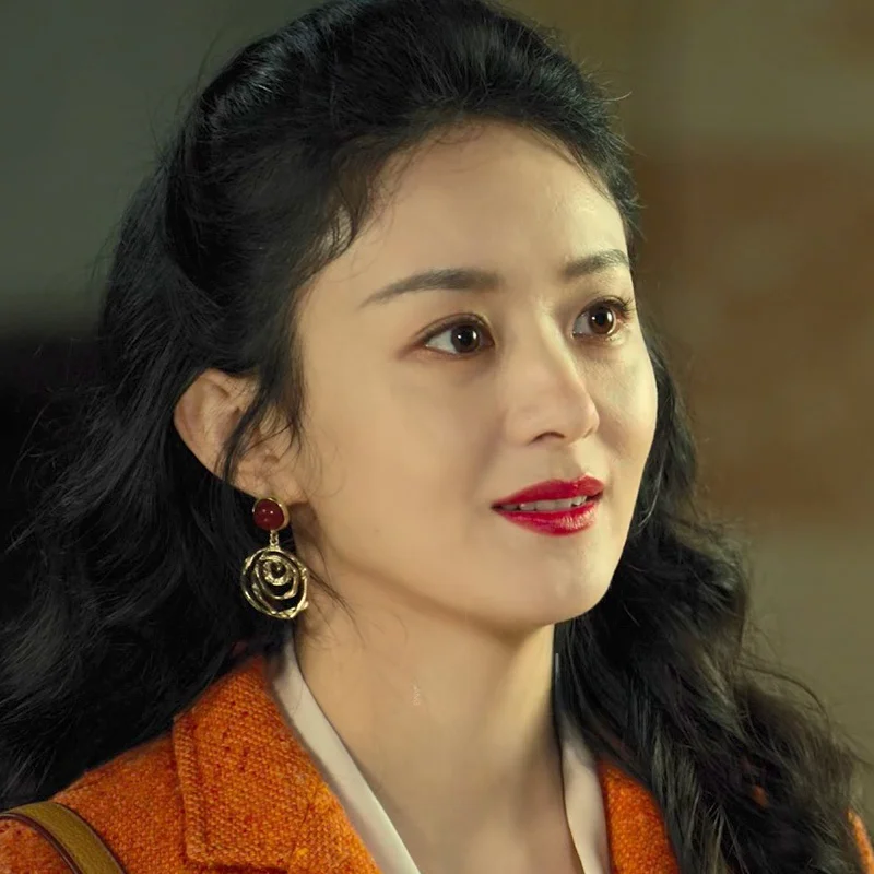 Половина лета Zhao Ling Same Sle Серьги Xu Half Summer Рубиновые серьги от комаров Ретро