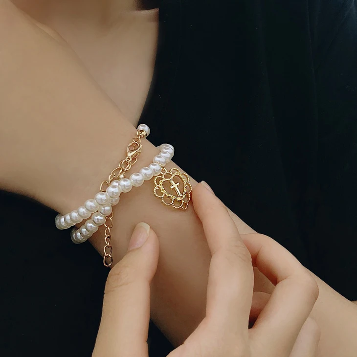 Женское ожерелье с подвеской в виде креста жемчугом |