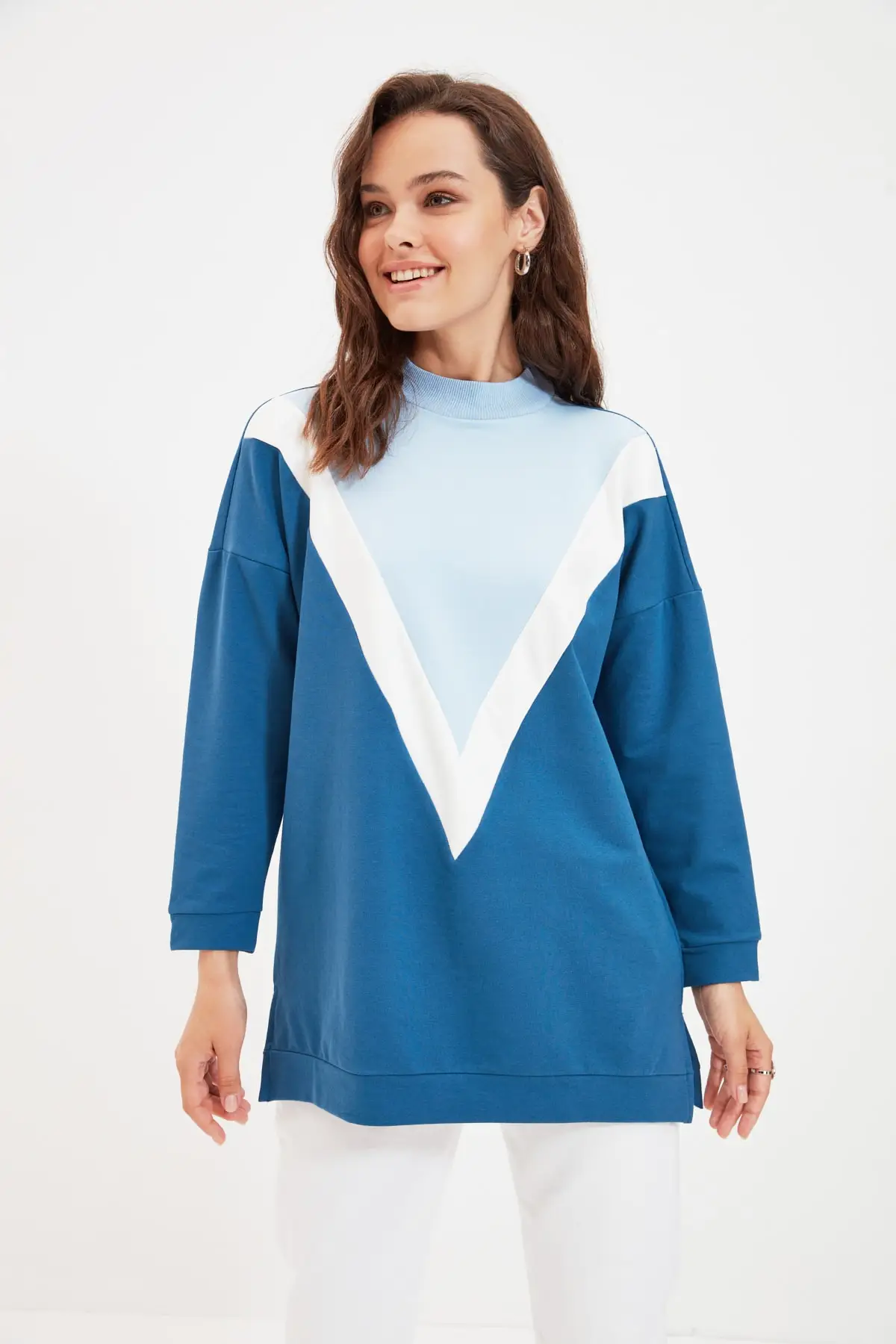 

Trendyol Knitted Sweatshirt TCTAW22TW0084
