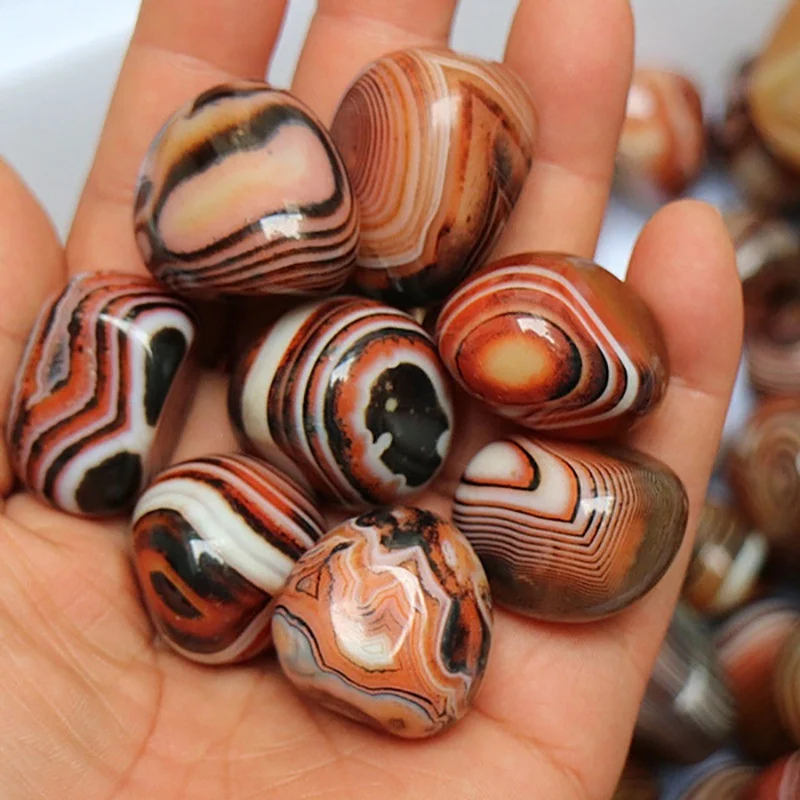 

Natural Smooth Agate Stone Healing Crystal Geode Mineral Specimen Madagascar Craft Decor Quartz Aquarium Stone Quartz Energy