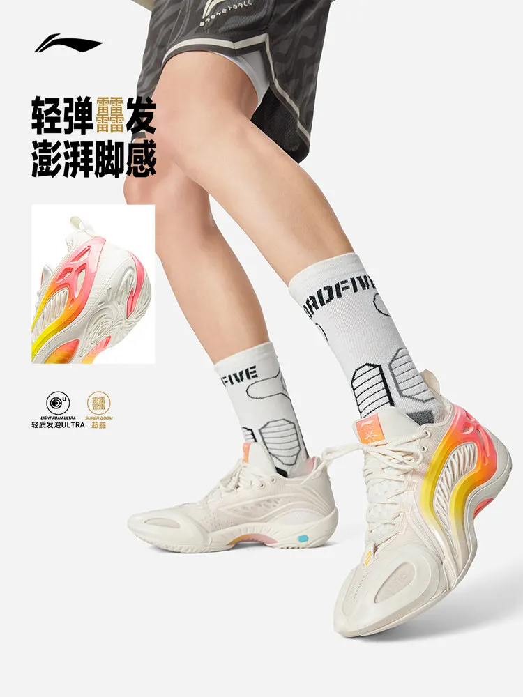 Фото Баскетбольные кроссовки LI NING ZHIKONG1 SUPER LOW для мужчин, износостойкие и нескользящие, профессиональные, практичные, с амортизацией. №2