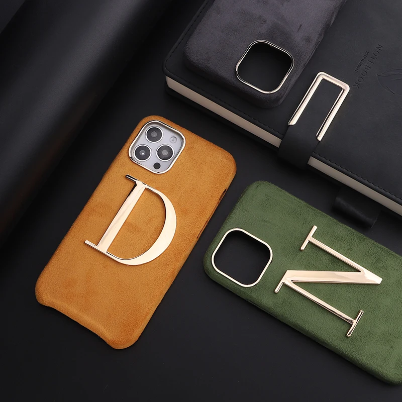 

Custom Initials Name A-Z Cashmere Leather Phone Case For iPhone14 14ProMax 14Plus 13Pro Suitable For Winter Metal Letter Funda